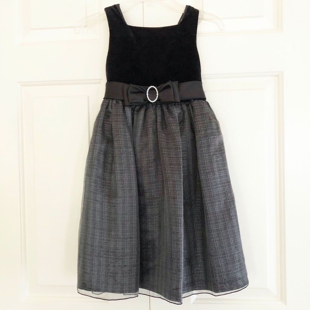 Sweet Heart Rose girls special occasion dress sz 6